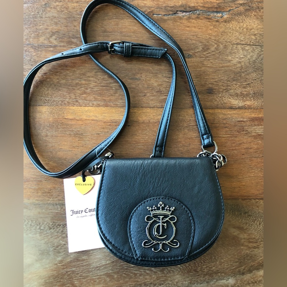 JUICY COUTURE- JUICY ROYAL CREST MINI ROUNDED FLAP NWT CROSSBODY BAG + BLACK